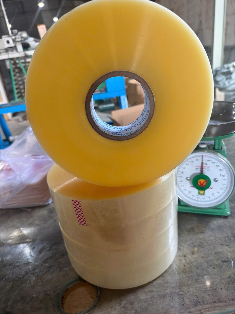 Băng Keo Trong Cuộn 1kg Tại Nam Tiến